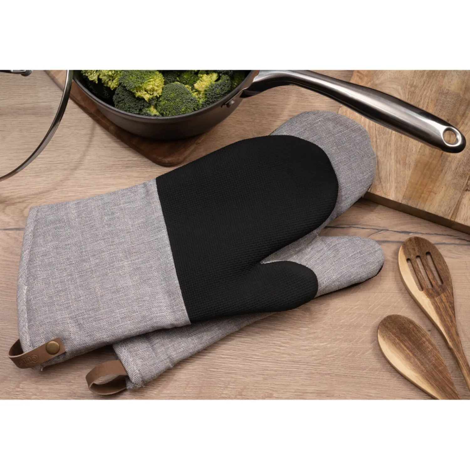 Cuisinart Neoprene Pack of 2 Oven Mitts - Grey