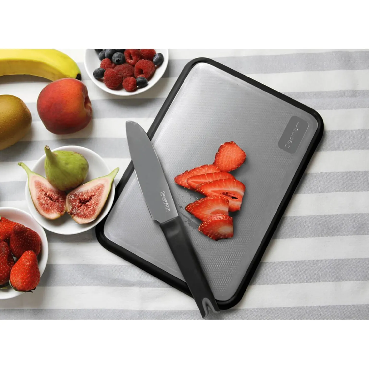 DreamFarm Big Fledge Cutting Board - Grey
