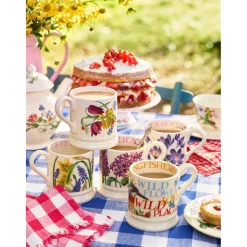 EMMA BRIDGEWATER Half Pint Mug - Tete-a-Tete & Grape Hyacinths
