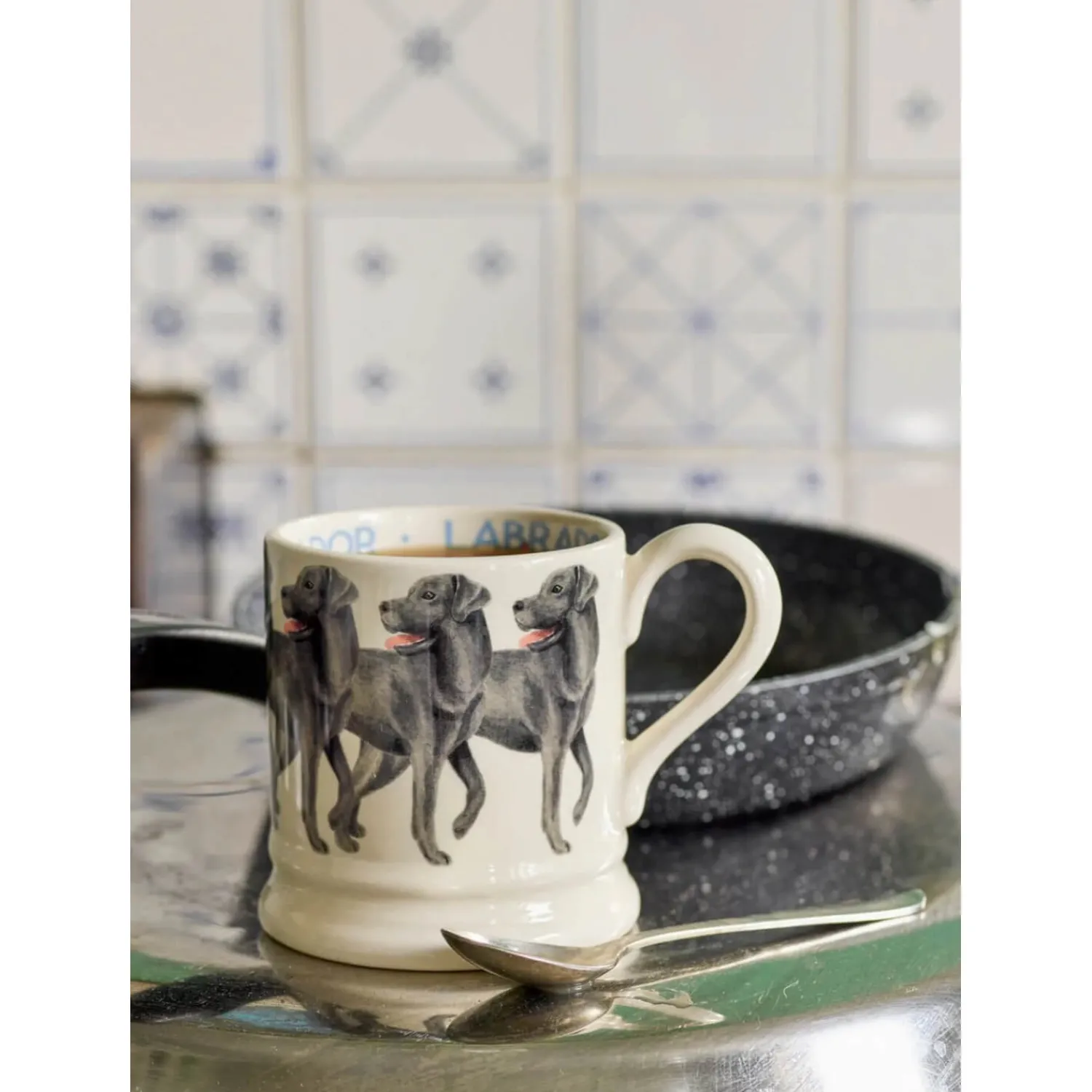 EMMA BRIDGEWATER Half Pint Mug - Black Labradors
