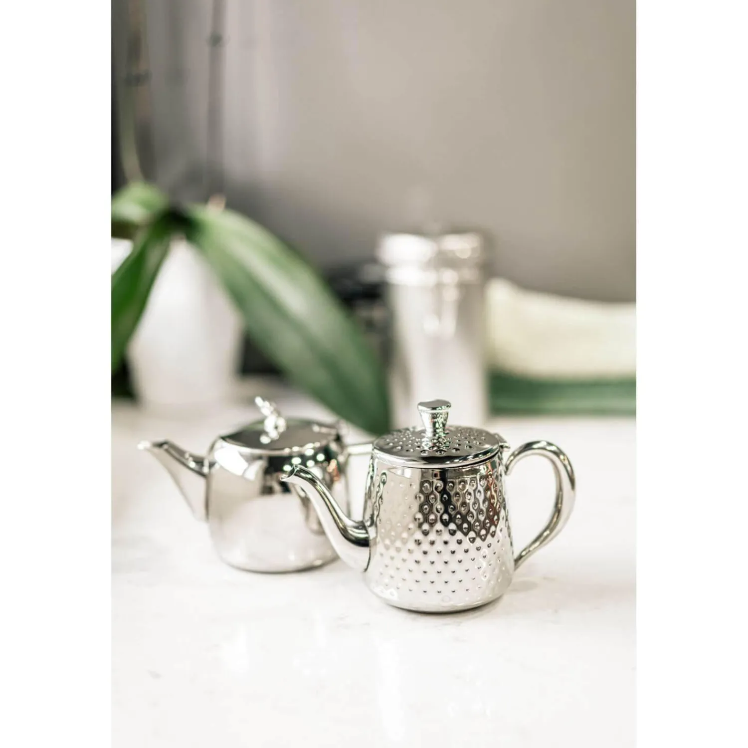 GRUNWERG Sandringham 4 Cup Tea Pot - Silver