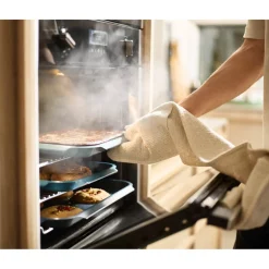 Joseph Joseph Nest™ Bake Oven Large Non-Stick Baking Tray - Blue