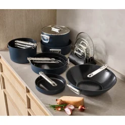 Joseph Joseph Space 24cm Non-Stick Folding Handle Frying Pan - Midnight Blue