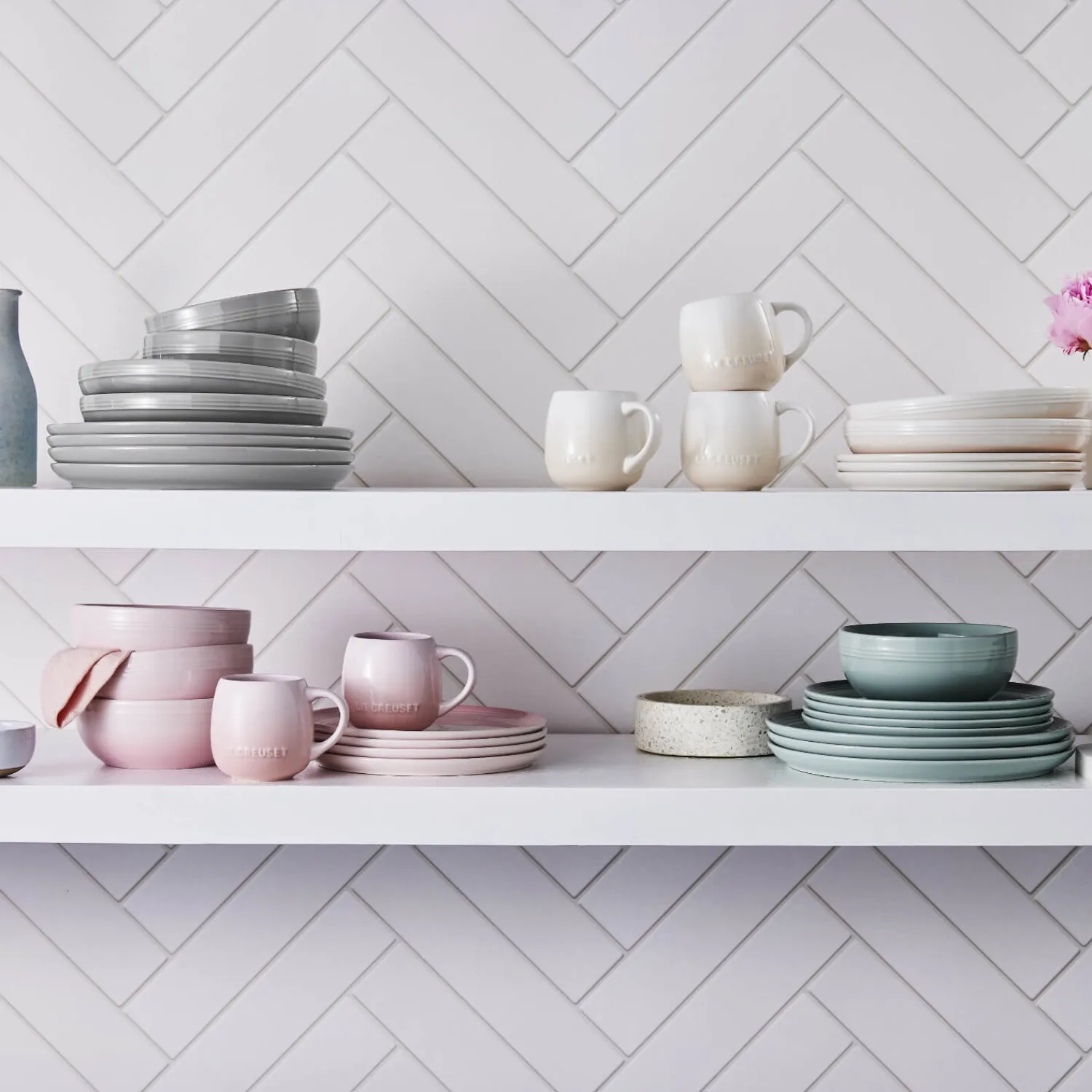 Le Creuset 27cm Stoneware Coupe Dinner Plate - Meringue