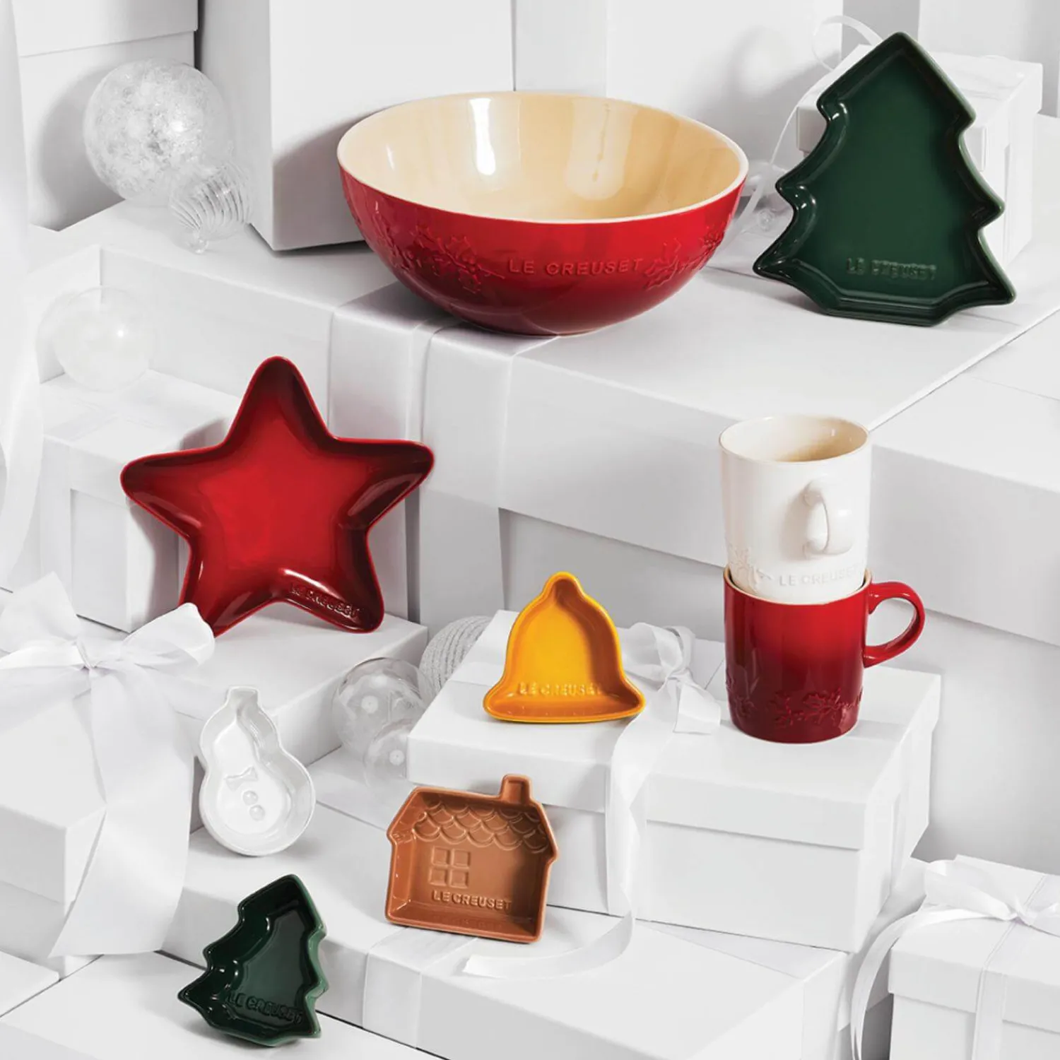 Le Creuset Holly Stoneware Cappuccino Mug - White