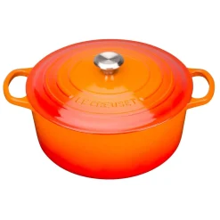 Le Creuset Signature Cast Iron 28cm Round Casserole - Volcanic