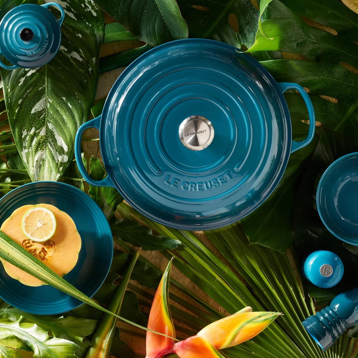 Le Creuset Signature Cast Iron 30cm Shallow Casserole - Deep Teal