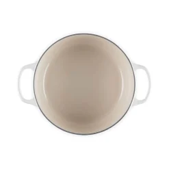 Le Creuset Signature Cast Iron 24cm Christmas Noel Casserole - Cotton