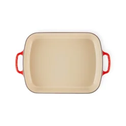 Le Creuset Signature 33cm Cast Iron Roaster - Cerise