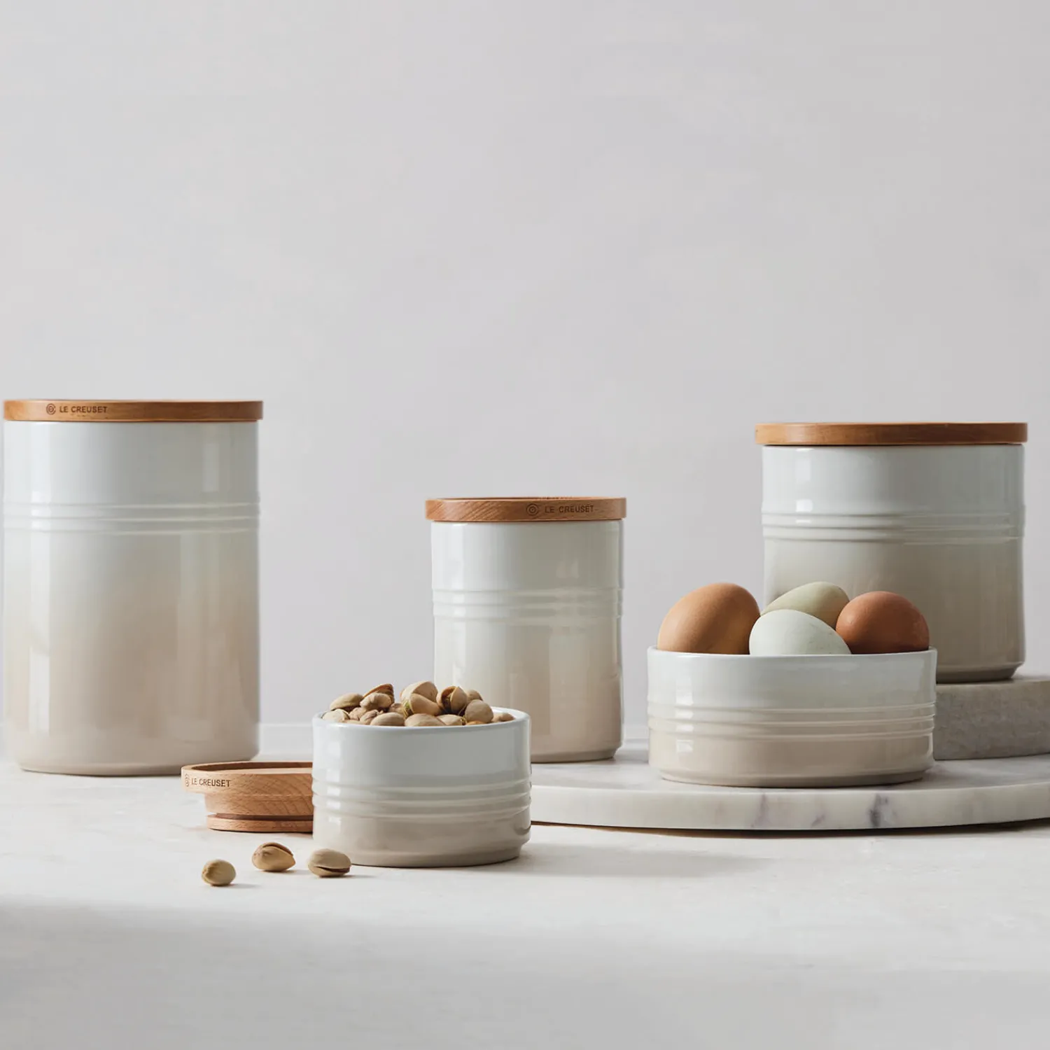 Le Creuset Stoneware Garlic Keeper - Meringue