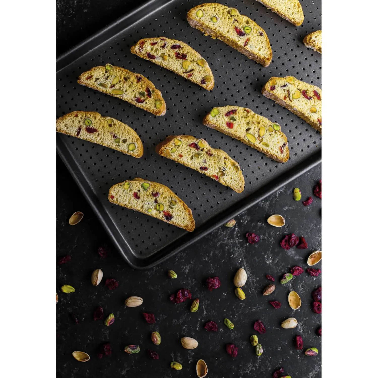 MasterClass Crusty Bake Non-Stick Baking Tray - 39cm