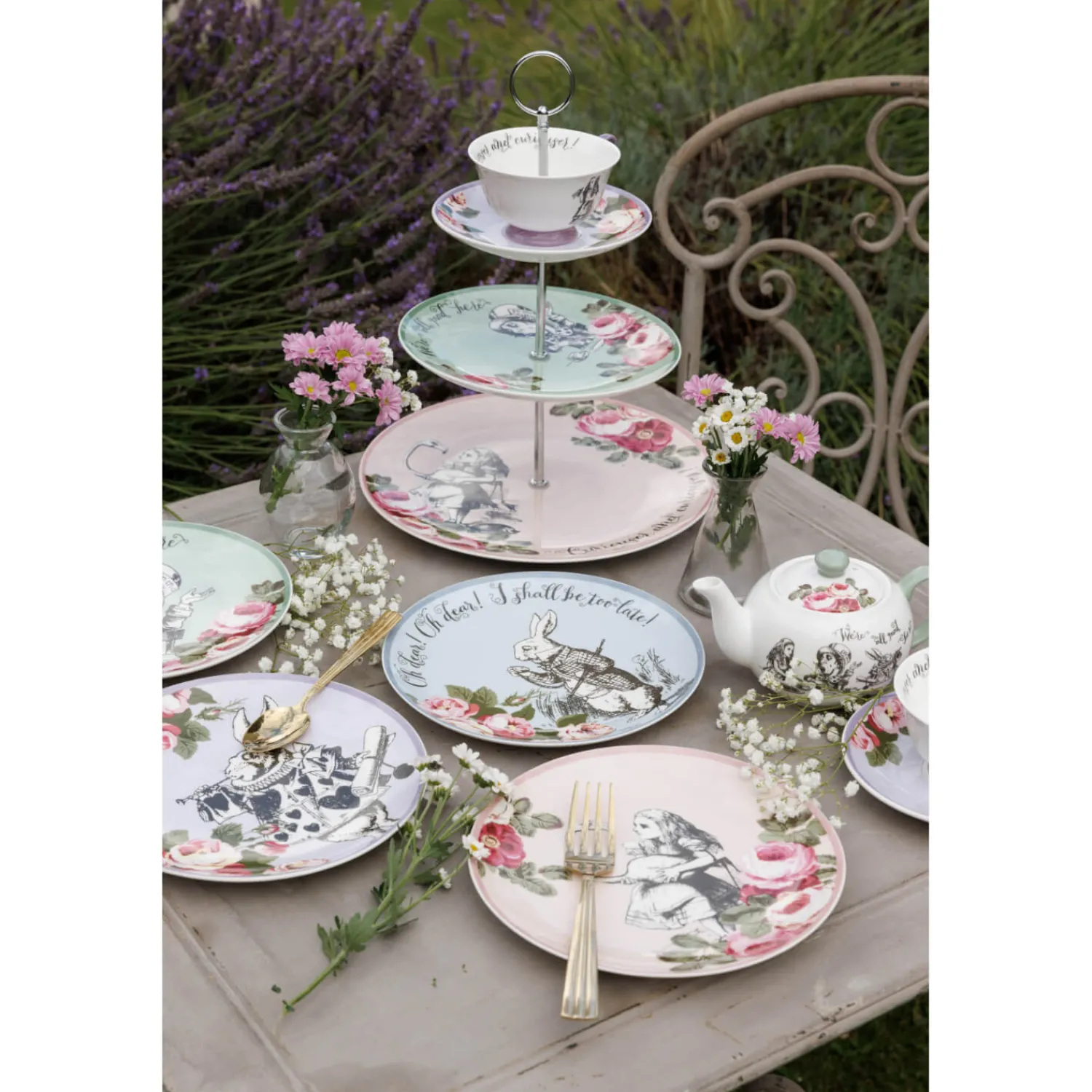 Alice in Wonderland Mikasa V&A Bone China 3-Tier Cake Stand