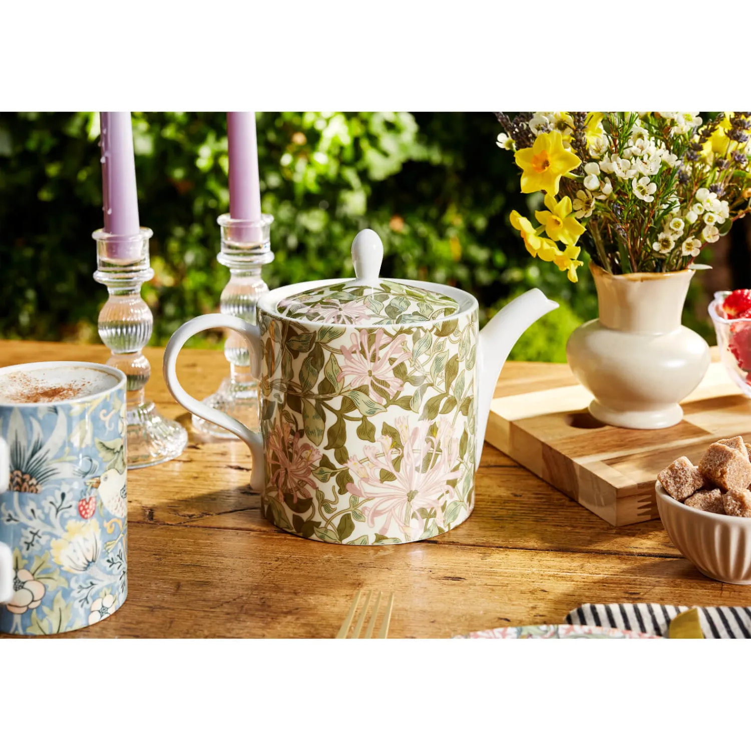 Morris u0026 Co Morris & Co 4 Cup Porcelain Teapot - Honeysuckle