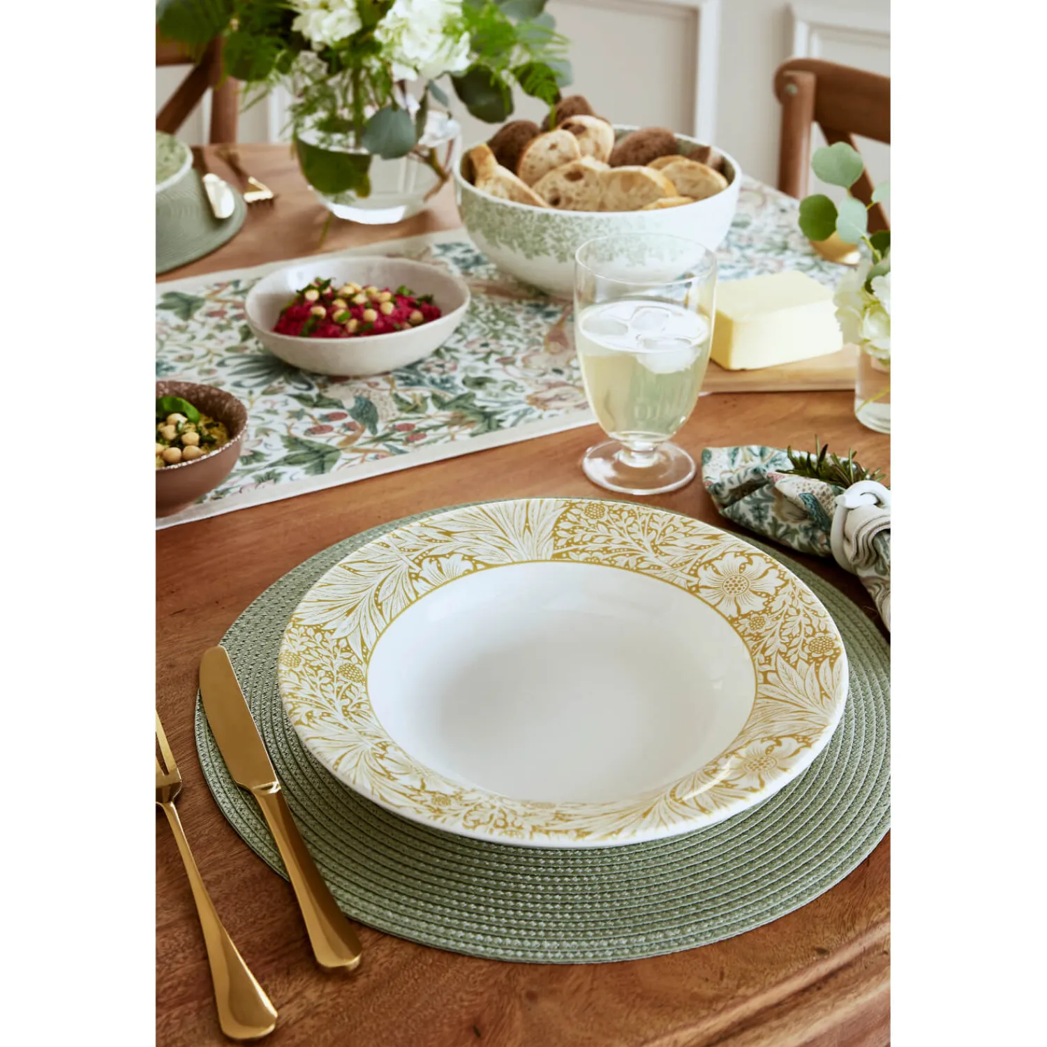 Morris u0026 Co Morris & Co 26.5cm Earthenware Pasta Bowl - Assorted