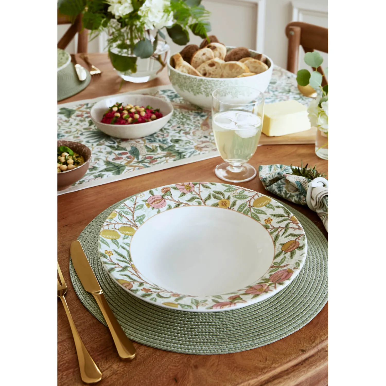 Morris u0026 Co Morris & Co 26.5cm Earthenware Pasta Bowl - Assorted