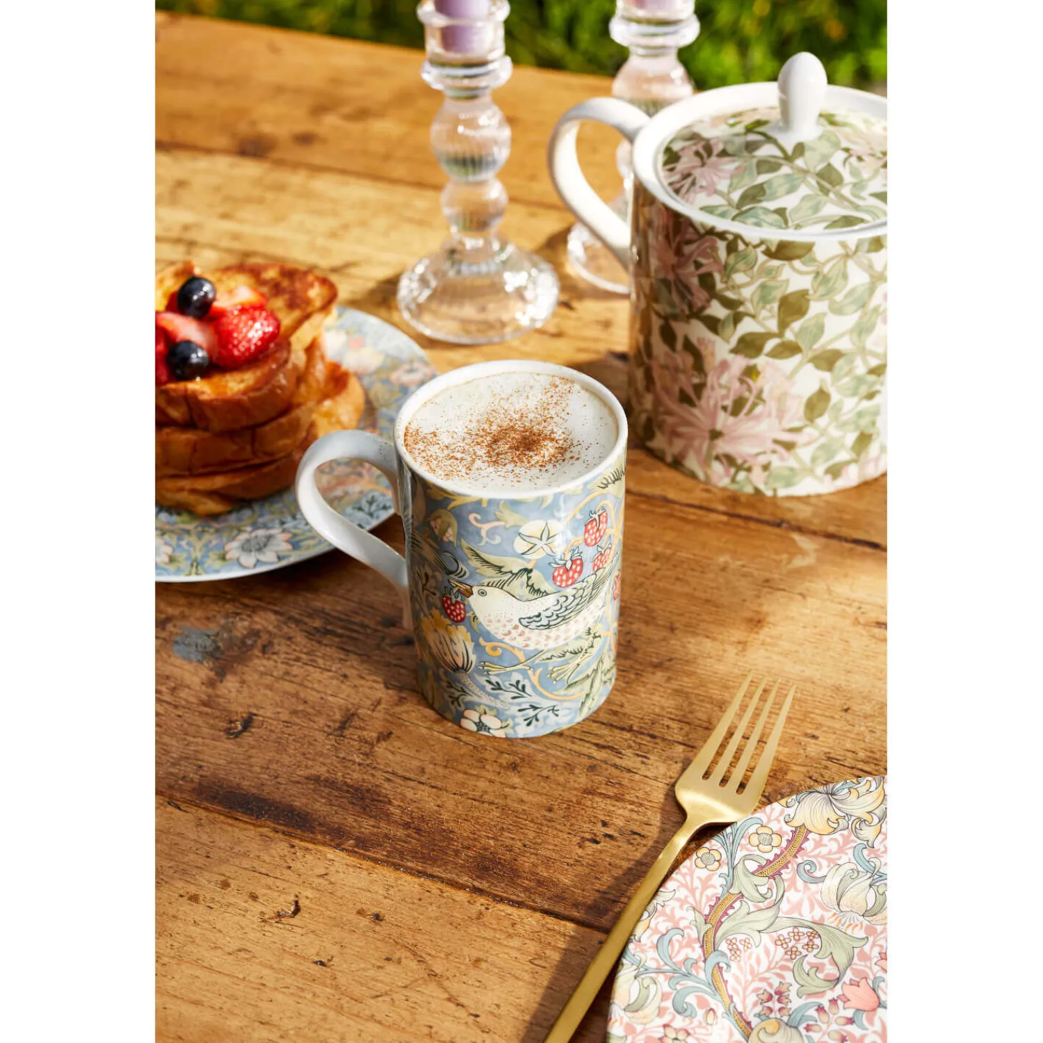 Morris u0026 Co Morris & Co Strawberry Thief 340ml Porcelain Mug - Indigo