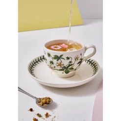 Botanic Garden Portmeirion Romantic Shape 2-Pint Teapot