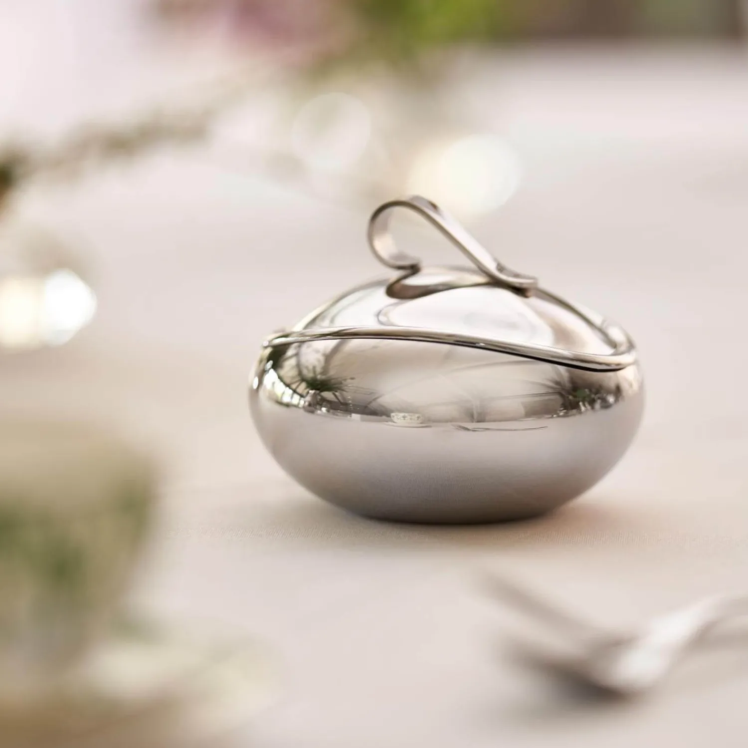 Robert Welch Drift 18|10 Mirror Polished Stainless Steel 300ml Sugar Pot with Lid