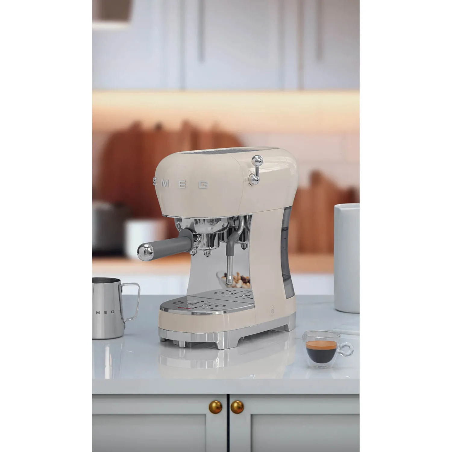 Smeg 50's Style Retro ECF02CRUK Espresso Coffee Machine & CGF11CRUK Coffee Grinder - Cream