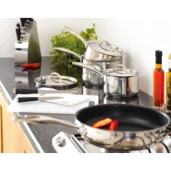 Stellar 7000 Non-Stick Saute Pan With Lid - 28cm